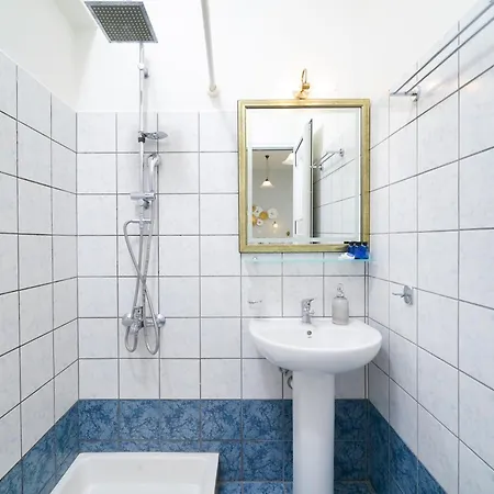 Edem Studios And Apartments *